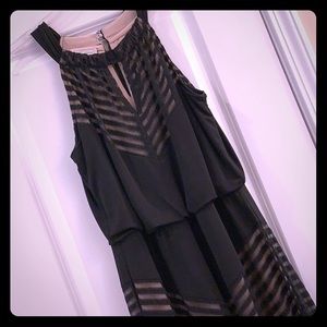 Maxi dress w/key hole front and back. Size10.